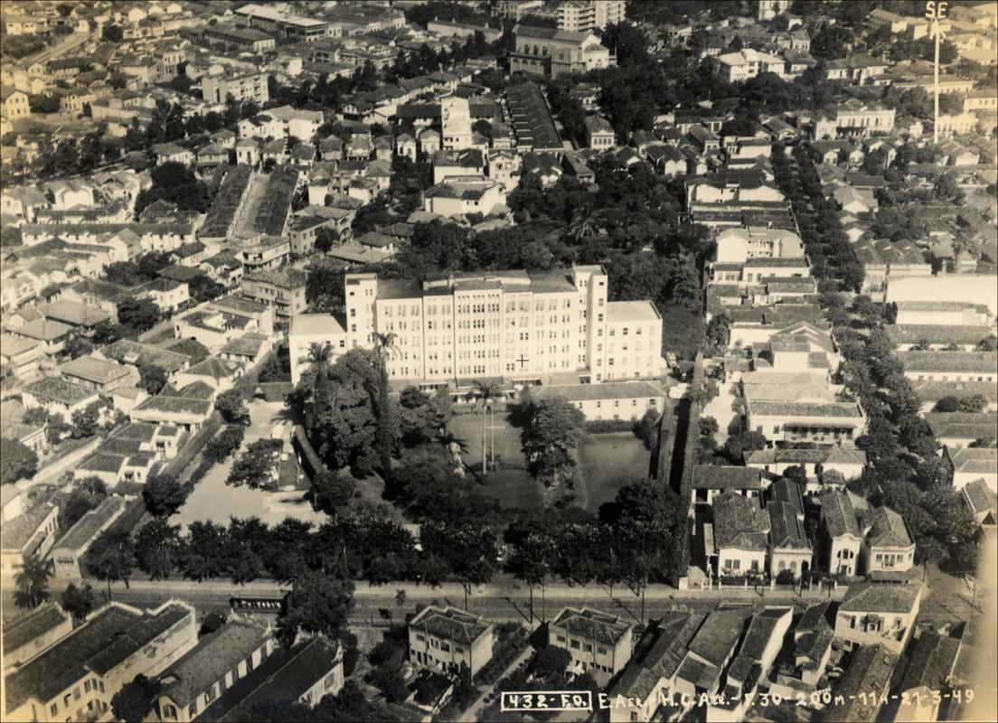 Vista A rea do Hospital Central da Aeron utica